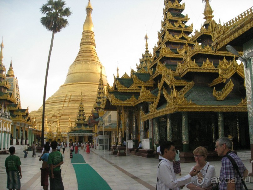 Главная ступа