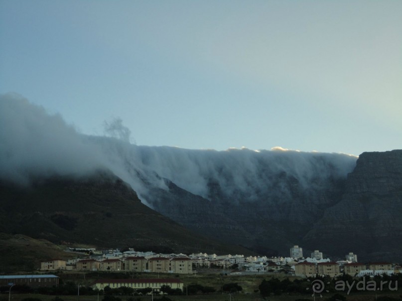 На обратном пути в Кейптаун. Один из пригородов.
