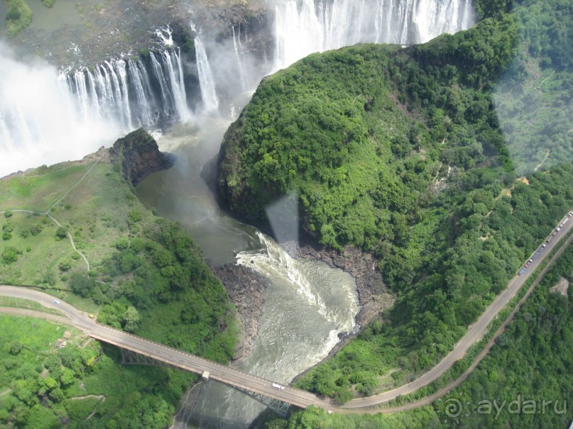 Еще раз водопад Виктория с вертолета.