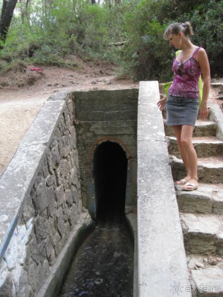 Вид на отель и пляж.