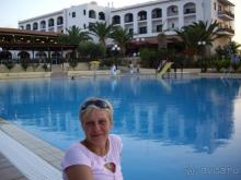 Чрисси Амоудия. Хорошо