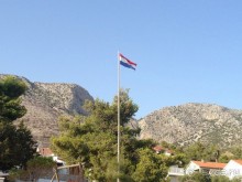 между морем и звёздами