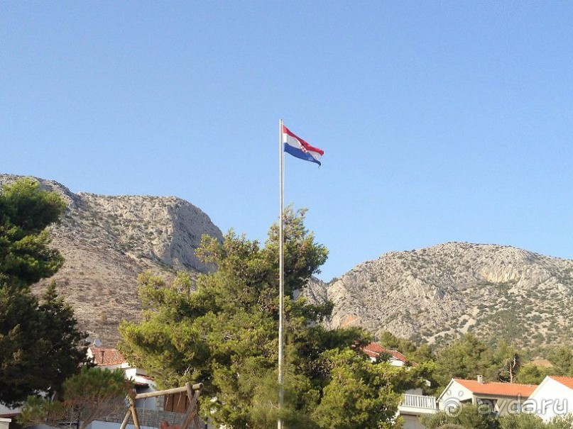 между морем и звёздами