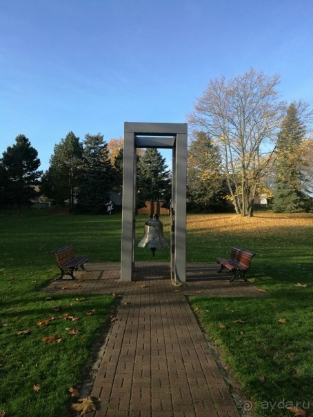 В тишине дворцового парка