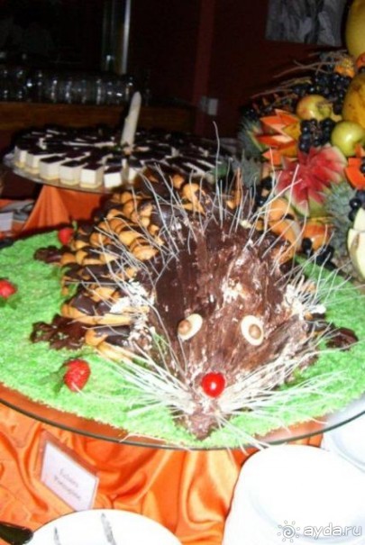 Ежик из эклерчиков