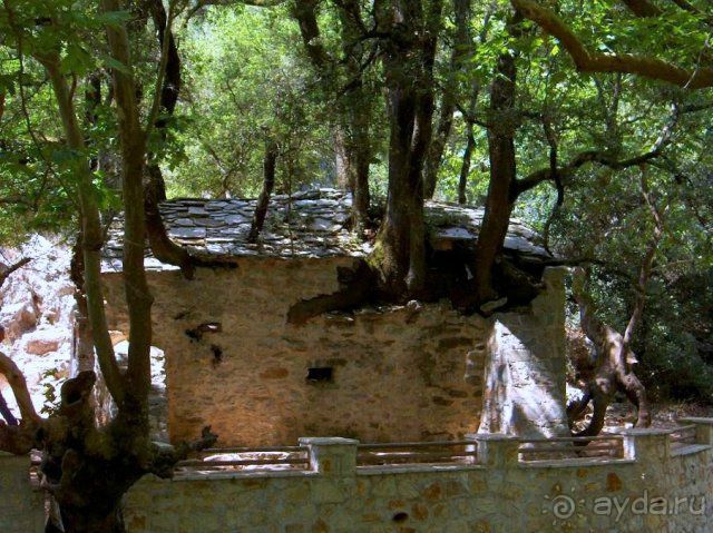Альбом рассказа "Чудо храм на Пелопонессе"