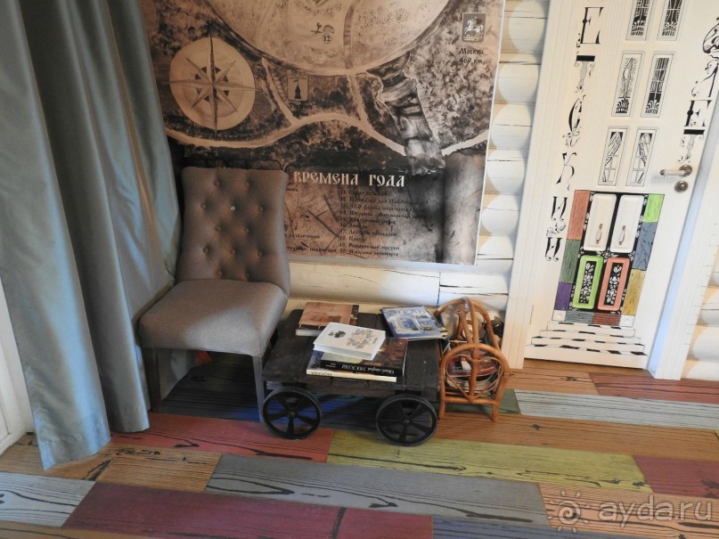 Среди лесов на  озере ледникового происхождения вырос уютный загородный отель