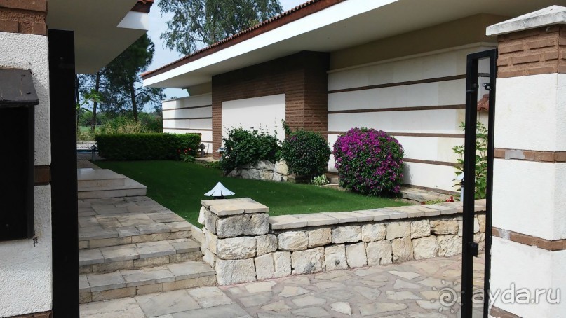 сказочный отель для отдыха без детей, но с нерадивым персоналом