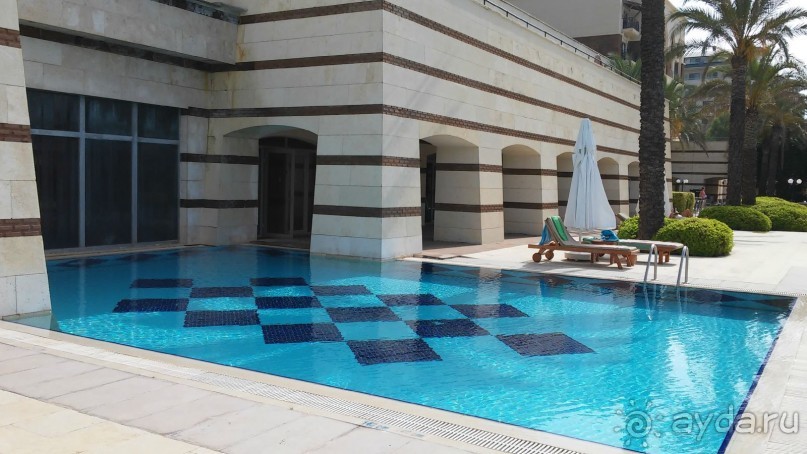 сказочный отель для отдыха без детей, но с нерадивым персоналом