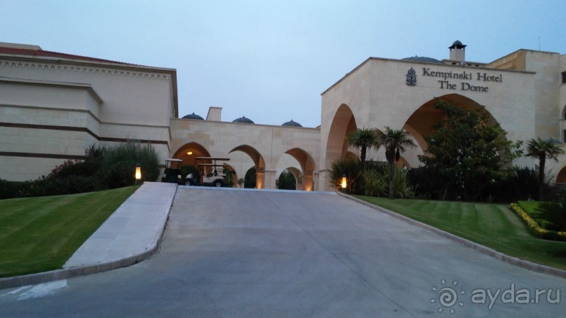 сказочный отель для отдыха без детей, но с нерадивым персоналом