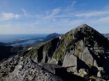 Горные треки на Лофотенских островах