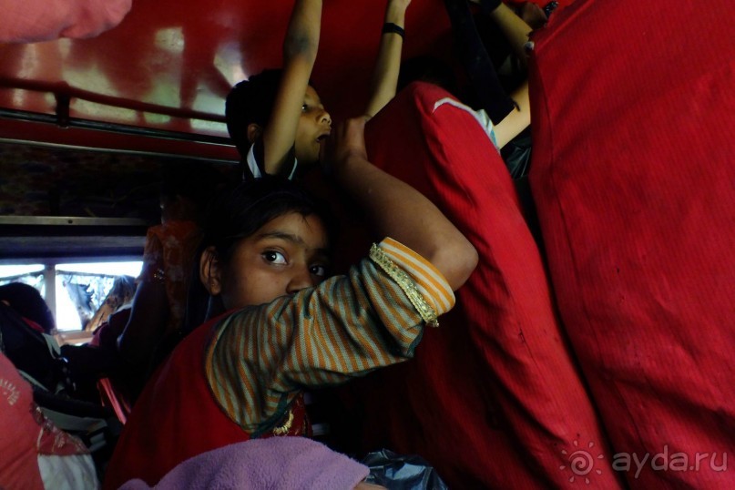 Непал, трек по Лангтангу