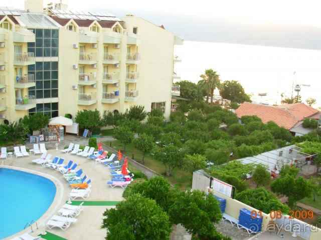 фото Luna Beach Deluxe Hotel 