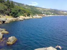 Алупка дикий пляж