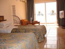 Отель на 4 звезды не тянет,самая настоящая"тройка"