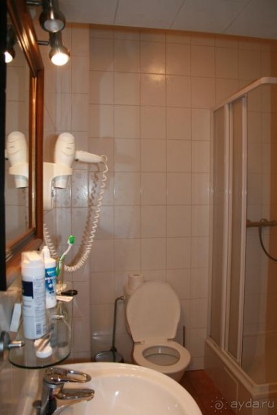 и это номер 4* - ужас! *((