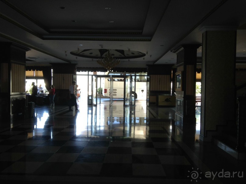 фото Utopia World Hotel