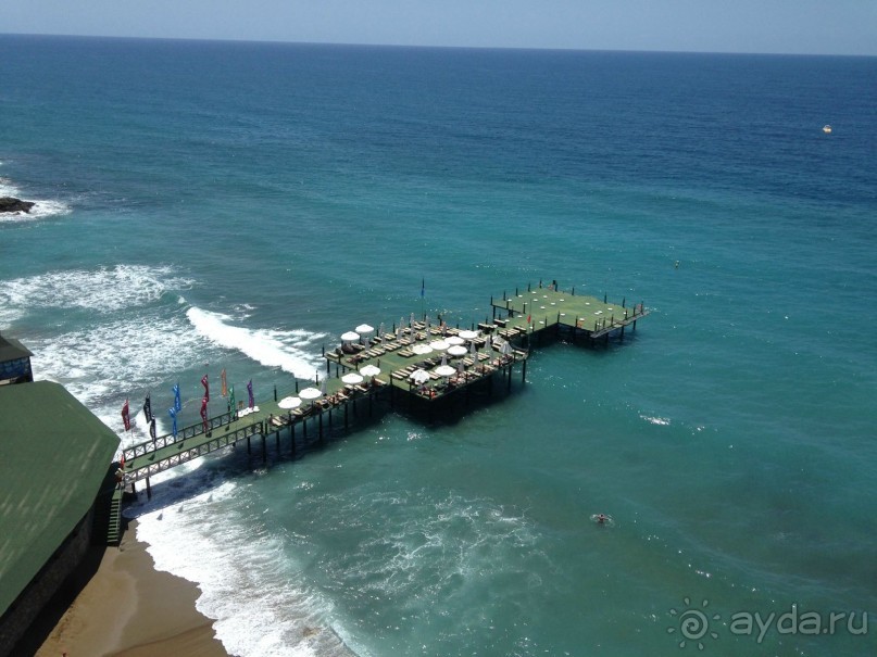 фото Utopia World Hotel