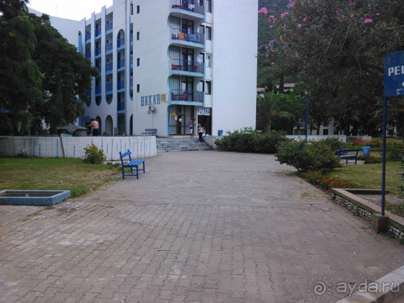  «Жемчужный берег/Biserna obala» - Черногория