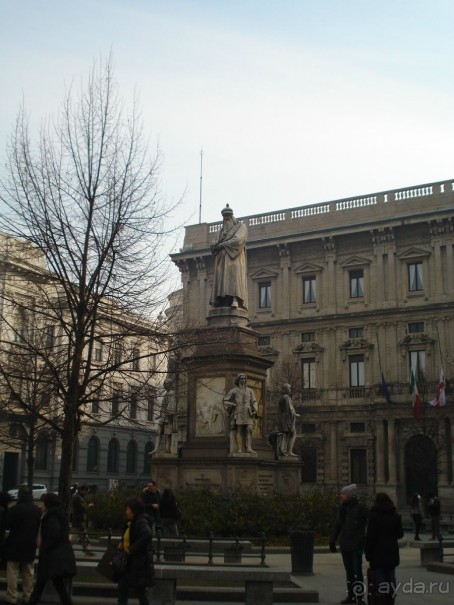 Итальянские каникулы.  Милан. Шоппинг. Комо. Часть первая.