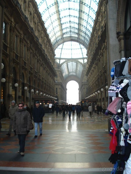 Итальянские каникулы.  Милан. Шоппинг. Комо. Часть первая.