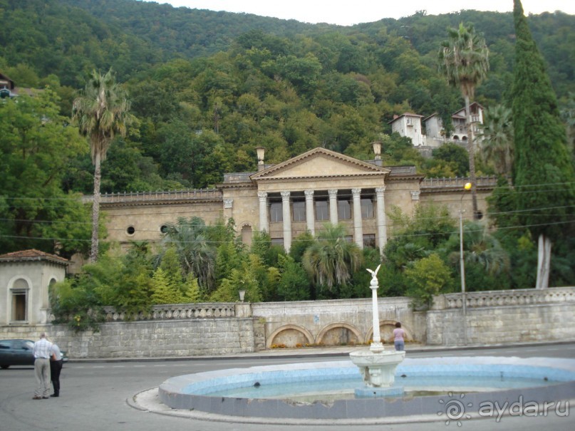 Абхазия: Гагры, Новоафонская пещера, Рица, Пицунда (самостоятельно)