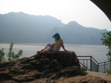 на озере Янсай