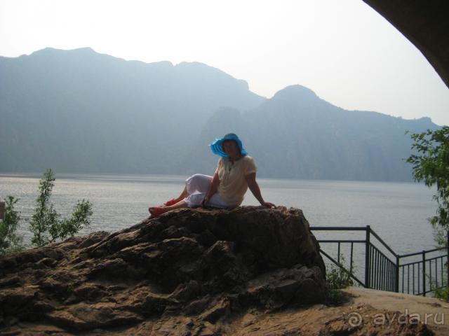 на озере Янсай