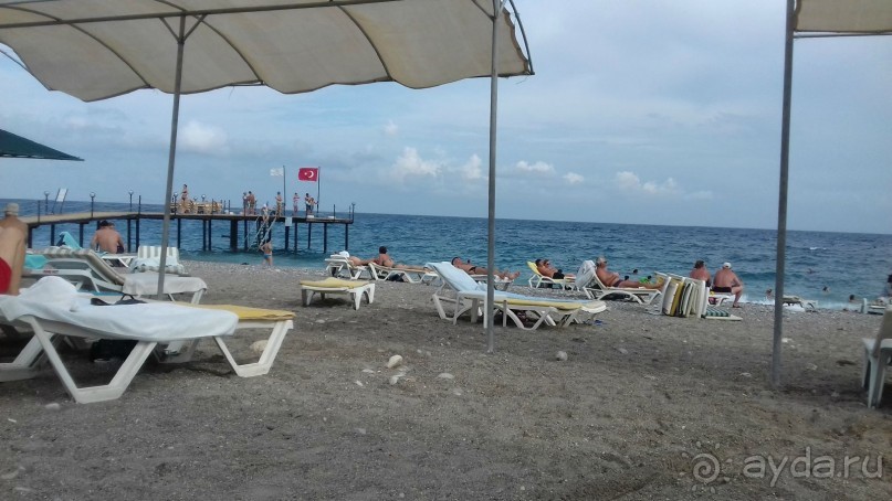 Не рекомендую, отель 2* с натяжкой