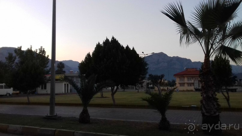 Не рекомендую, отель 2* с натяжкой