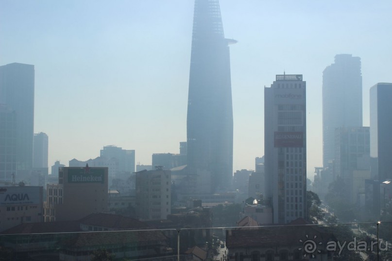 “Отель в самом центре Сайгона с изумительно чутким персоналом и великолепным шведским столом”