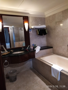 Отель в центре торгового района