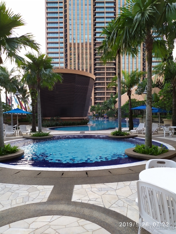 Отель в центре торгового района