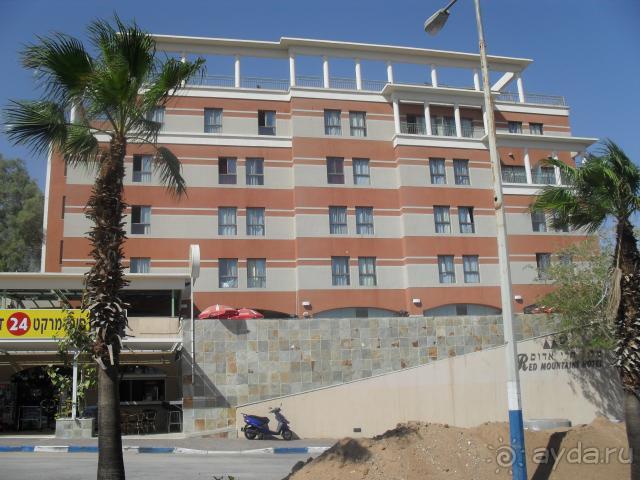 Сравнительно хороший отель