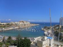 фото Bay Street Aparthotel