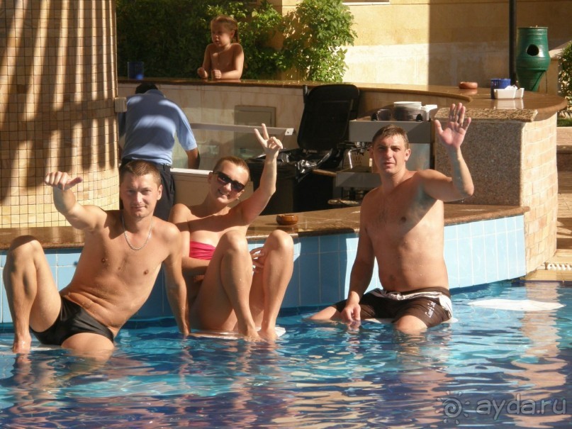 НОВЫЙ отель, это большой плюс. Хотя таких построек рядом нереальное кол-во....