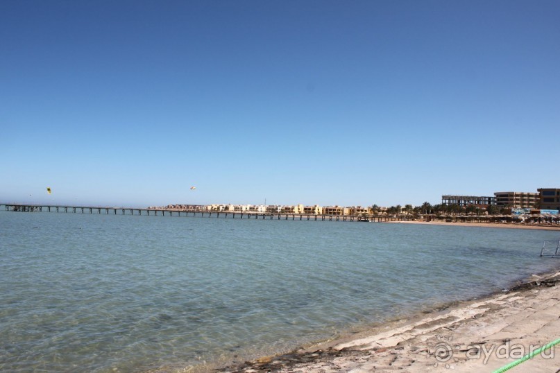 НОВЫЙ отель, это большой плюс. Хотя таких построек рядом нереальное кол-во....