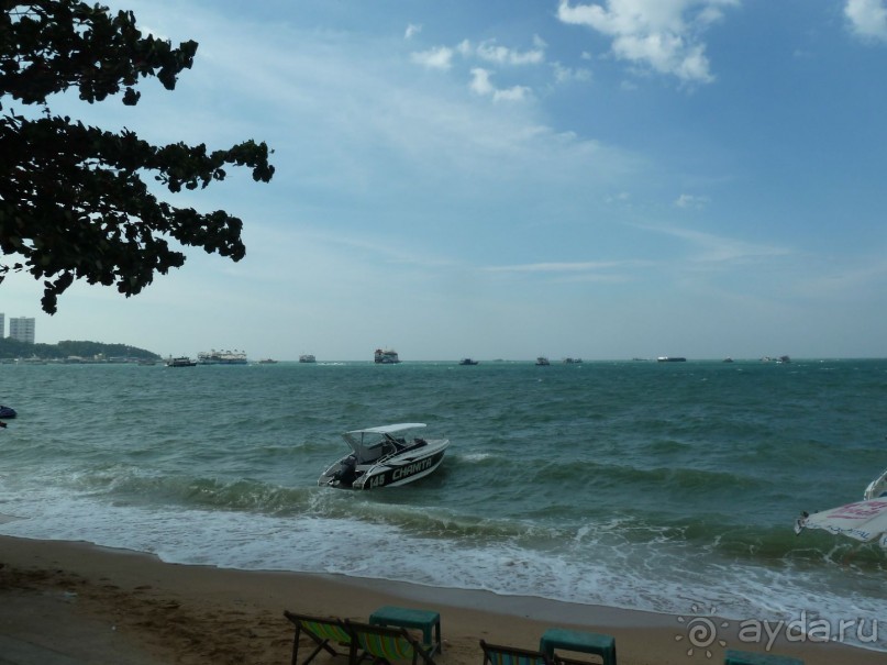 Пляж в центре города