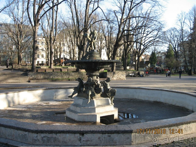 ДЕНЬ  РОЖДЕНИЯ  В  РИГЕ