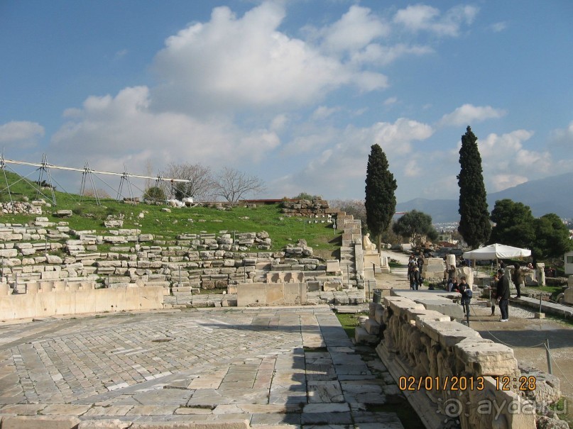 Новый год в Афинах – да или нет?