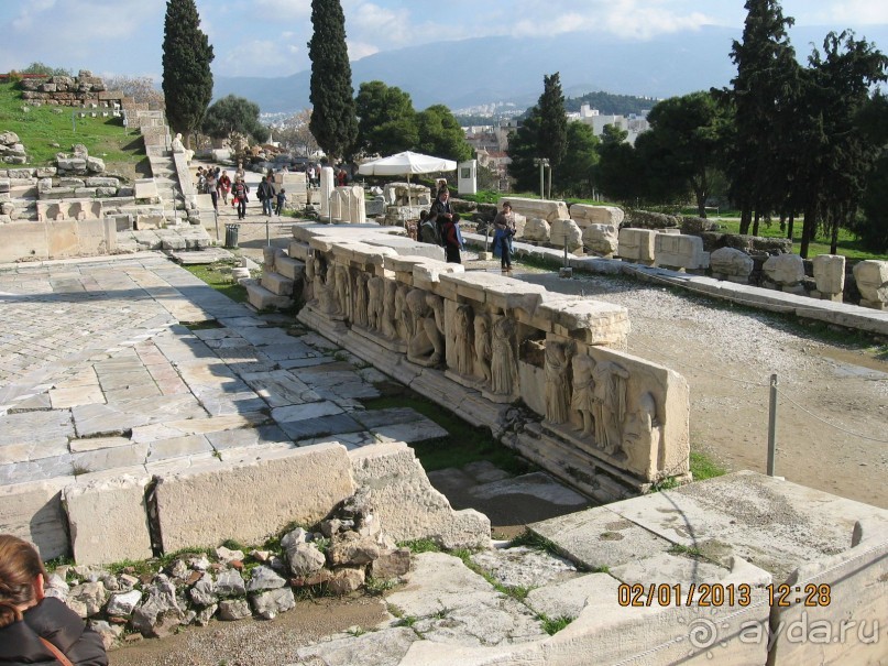 Новый год в Афинах – да или нет?