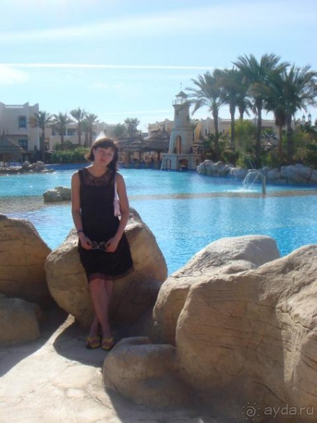 Неделя с 7-го по 14 января  - святки вдали от России.