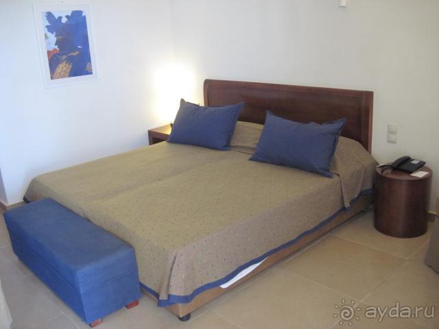 Прекрасный отель Apollonia Beach