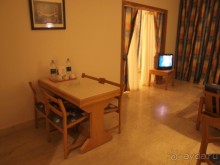 Отель на твердую четверку