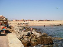 это граница пляжа, а за ней - лучшее место для купания, лучше, чем в лагуне