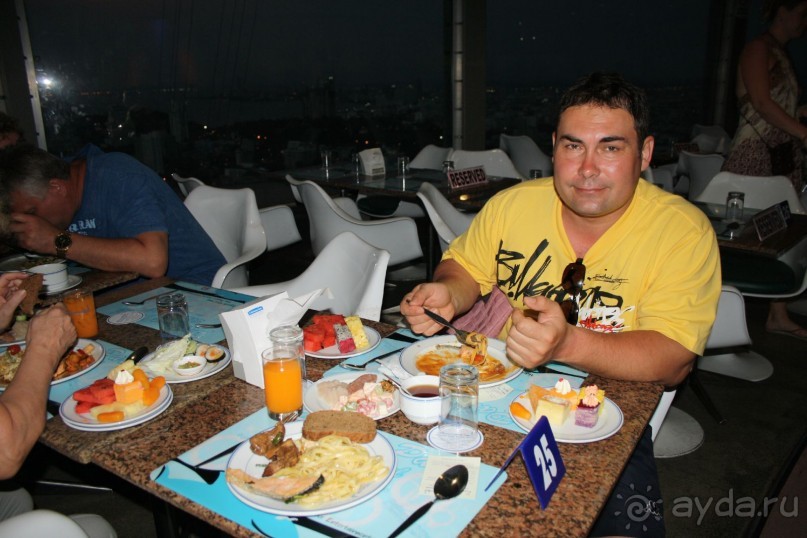  Ужин в Паттая-парке
