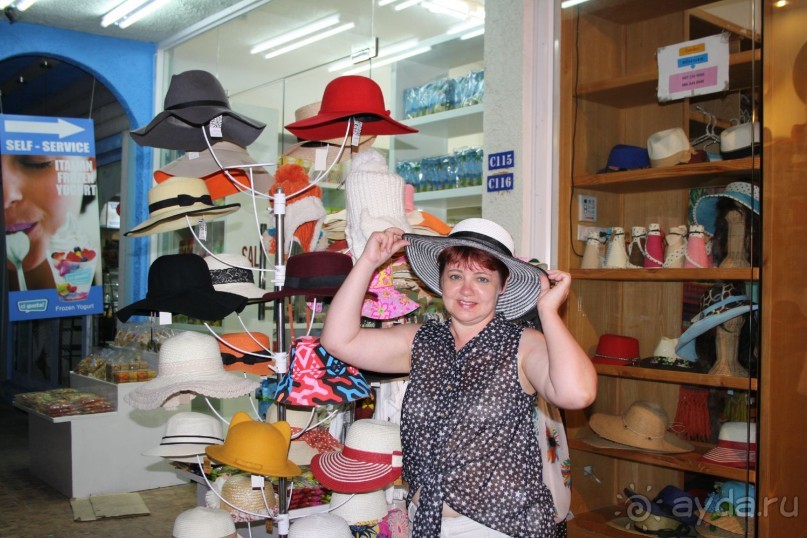 В ТРЦ Мимоза