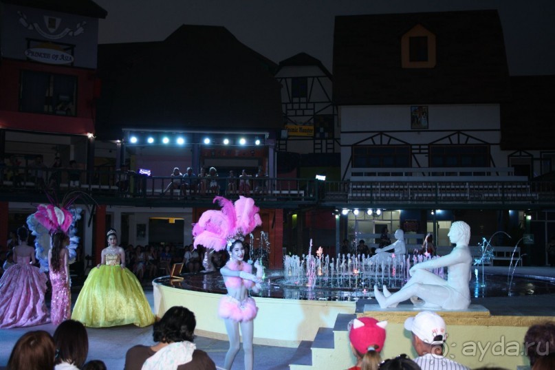 В ТРЦ Мимоза