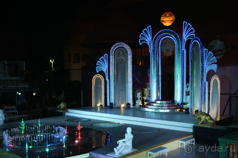 В ТРЦ Мимоза