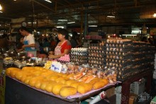 Паттайя. Ночной рынок на Тепразите. 